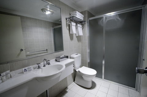 Carlyle Suites & Apartments - Darwin Tourism 7