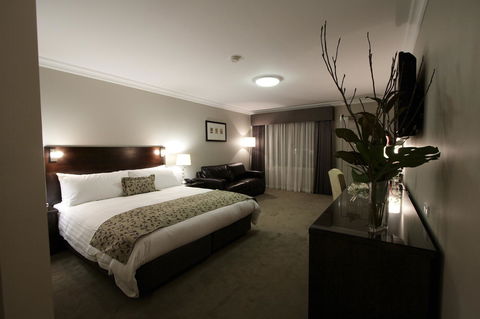 Carlyle Suites & Apartments - Darwin Tourism 3