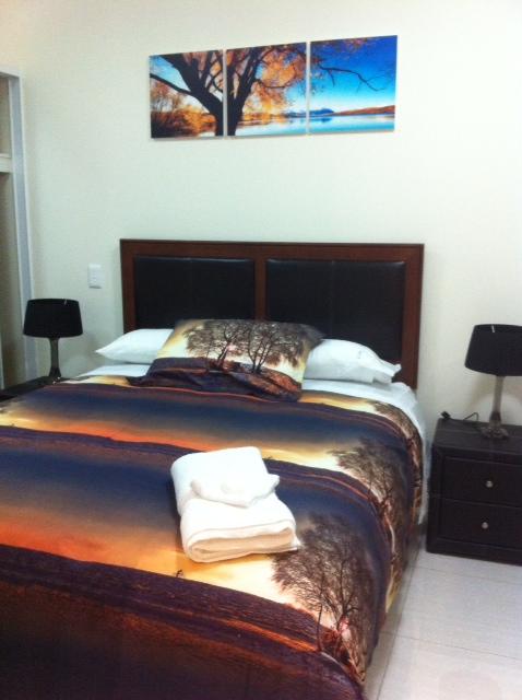 Nomikis\'On The Avenue - Darwin Tourism 13