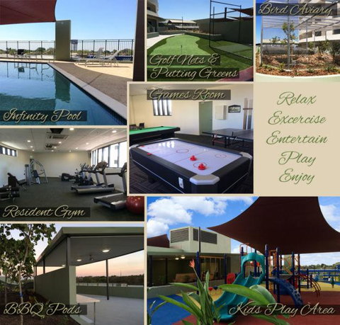Nomikis\'On The Avenue - Darwin Tourism 3