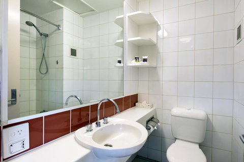 Mercure Kakadu Crocodile - Darwin Tourism 14