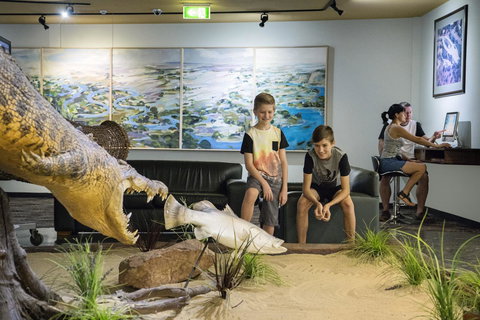 Mercure Kakadu Crocodile - Darwin Tourism 21