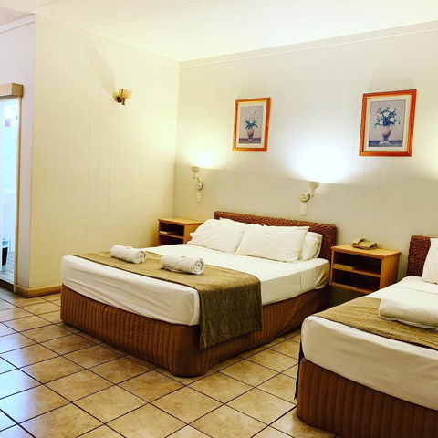 Pine Tree Motel - Darwin Tourism 24