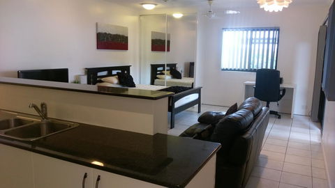 Central Studio, Darwin CBD Northern Territory - Darwin Tourism 5