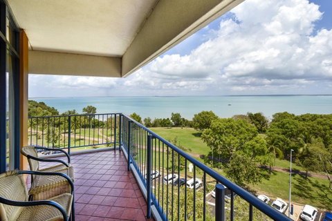 Mantra On The Esplanade - Darwin Tourism 6