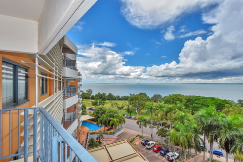 Mantra On The Esplanade - Darwin Tourism 5