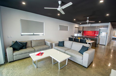 Magnum Serviced Apartments - Darwin Tourism 5