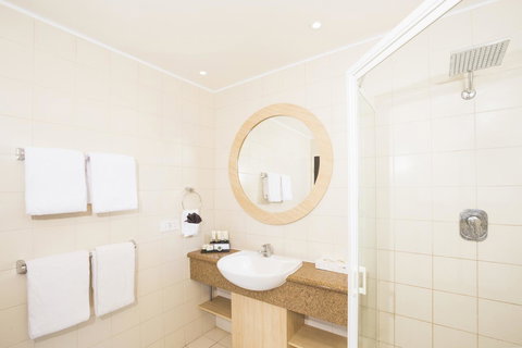 Discovery Resorts - Kings Canyon - Darwin Tourism 4