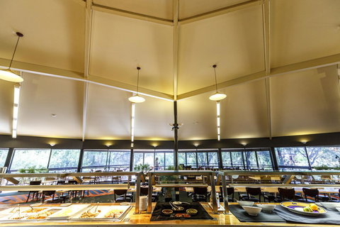 Discovery Resorts - Kings Canyon - Darwin Tourism 9