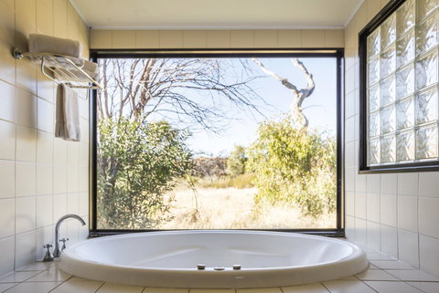 Discovery Resorts - Kings Canyon - Darwin Tourism 8