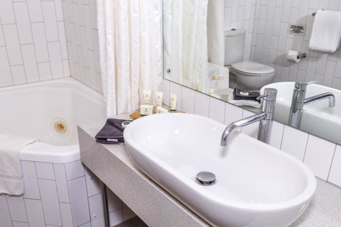 Discovery Resorts - Kings Canyon - Darwin Tourism 14