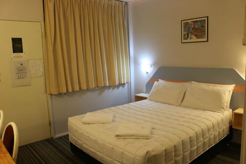 Golden Sands Motor Inn - Darwin Tourism 16