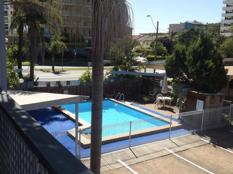 Golden Sands Motor Inn - Darwin Tourism 9