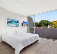 Bondi Beach Studio King Suite  Balcony - Darwin Tourism