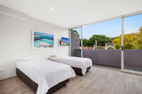 Bondi Beach Studio King Suite + Balcony - Darwin Tourism 1