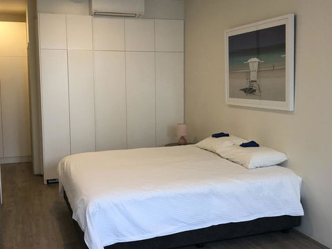 Bondi Beach Studio King Suite 1 - Darwin Tourism 3