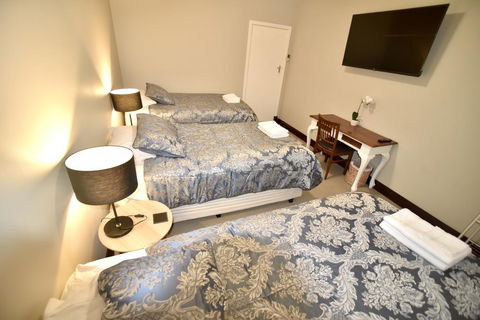 Boucher Manor - Northam. - Darwin Tourism 1