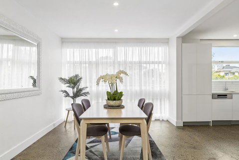 BOUTIQUE STAYS - Brighton By Sea - Darwin Tourism 3
