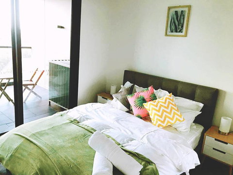 Brand New 2 Bed Apartment With Absolute Park View - Darwin Tourism 0