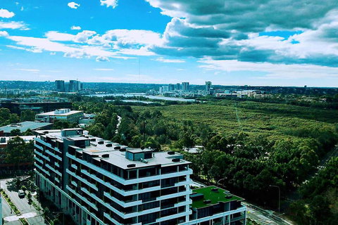 Brand New 2 Bed Apartment With Absolute Park View - Darwin Tourism 1