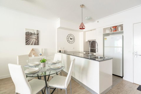 Brisbane City Apartments (Tank St CBD) - Darwin Tourism 2