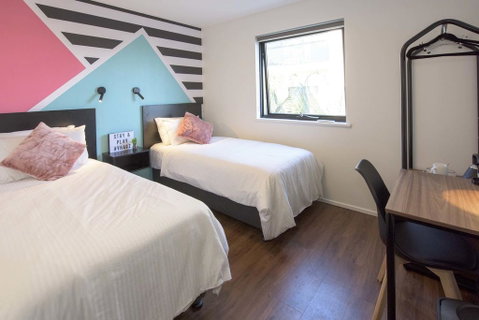 Brisbane City YHA - Darwin Tourism 1
