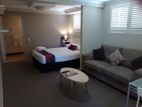 Brisbane Street Studios - Darwin Tourism 2