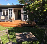 Burrill Lakeview Cottage - Darwin Tourism