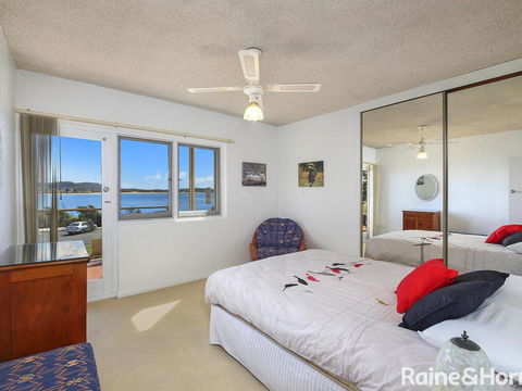 By The Sea - Cumbernauld #1 - 1/12 Terrigal Esp, Terrigal - Darwin Tourism 1