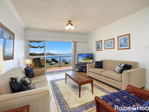 By The Sea - Cumbernauld #1 - 1/12 Terrigal Esp, Terrigal - Darwin Tourism 2