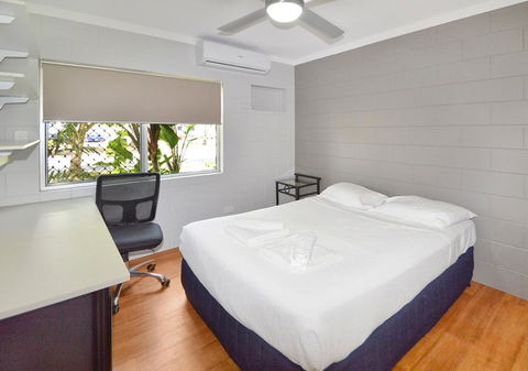 Cairns Adventure Lodge - Includes All Meals Served In The Dining Hall - Darwin Tourism 2