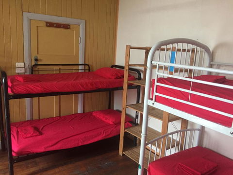 Cairns City Backpackers Hostel - Darwin Tourism 3