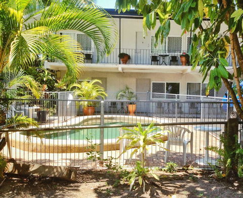 Cairns City Motel - Darwin Tourism 0