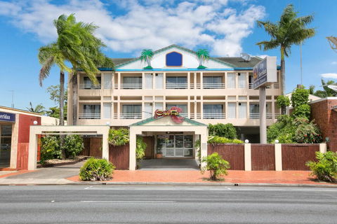 Cairns City Sheridan - Darwin Tourism 3