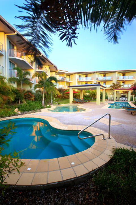 Caloundra Central Apartment Hotel - Darwin Tourism 3