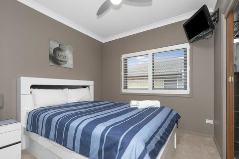 Calypso, Unit 5 - The Entrance - Darwin Tourism 3