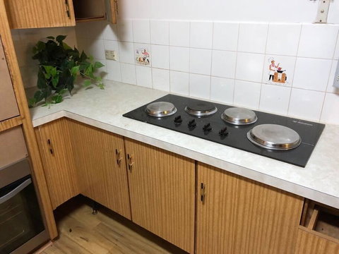 CAMPBELLTOWN HOLIDAY HOME 3 BED + FREE PARKING NCA039 - Darwin Tourism 1