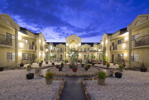 Canberra Parklands Central Apartment Hotel - Darwin Tourism 1