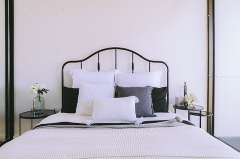 Capitol Executive Apartment On London Circuit - Darwin Tourism 0