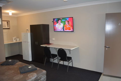 Carmila Sands Motel - Darwin Tourism 0