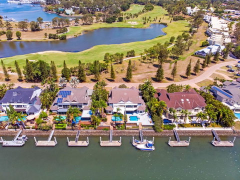 Castaway At The Greens - Darwin Tourism 2