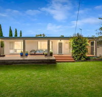 Casual Beachin It Family Getaway- with Bungalow on Beachfront - Darwin Tourism