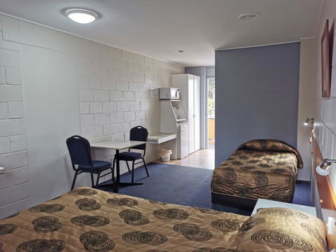 Central Motel Ipswich - Darwin Tourism 1
