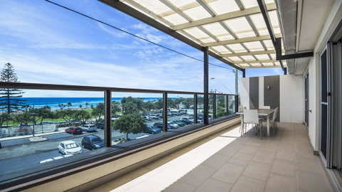 Central Park Suites - Darwin Tourism 0