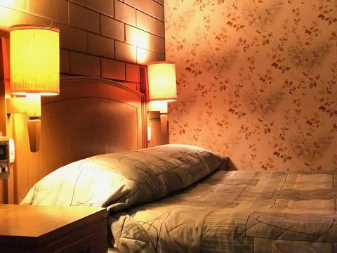 Century Motor Inn - Darwin Tourism 3
