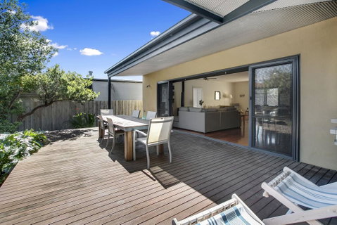 Charchie's By The Sea Pet Friendly Family Home, Close To Beach - Darwin Tourism 0