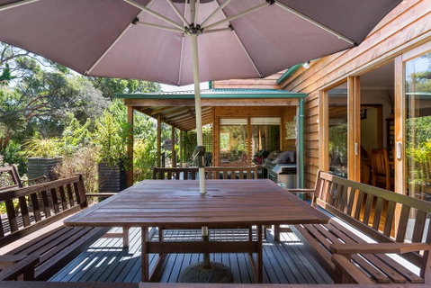 Charming Cottage On Gulls - Native Location - Darwin Tourism 0