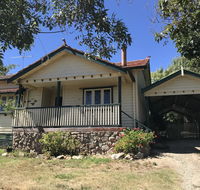 Cherry Blossom Cottage - Beechworth-Getaways - Darwin Tourism
