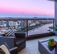 City Sky Home in Africa - River  Story Bridge Views - Darwin Tourism