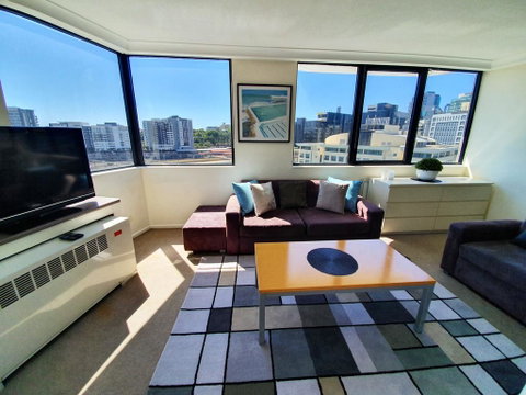 City Sunsets & South Bank , CBD, Views, Pool, Netflix - Darwin Tourism 1